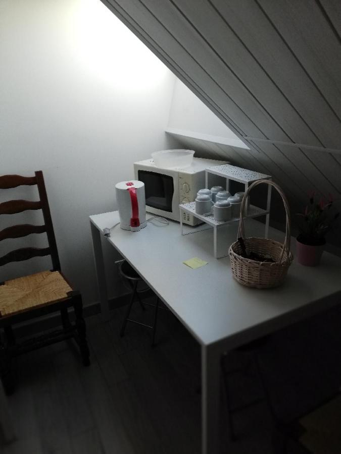 Les Fermiers Bed & Breakfast Giremoutiers Екстериор снимка